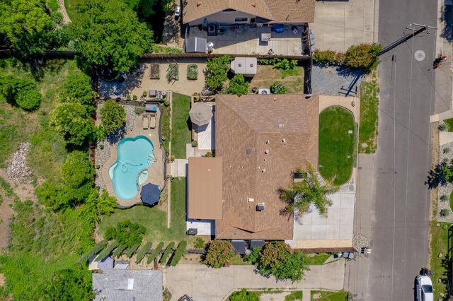 7200 Maretha St, Citrus Heights, CA 95610
