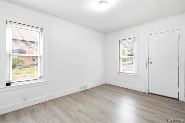 17214 Roselawn Street, Detroit, MI 48221