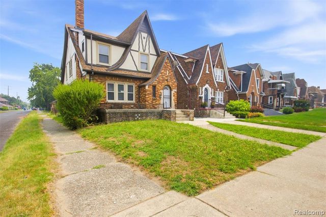 17214 Roselawn Street, Detroit, MI 48221