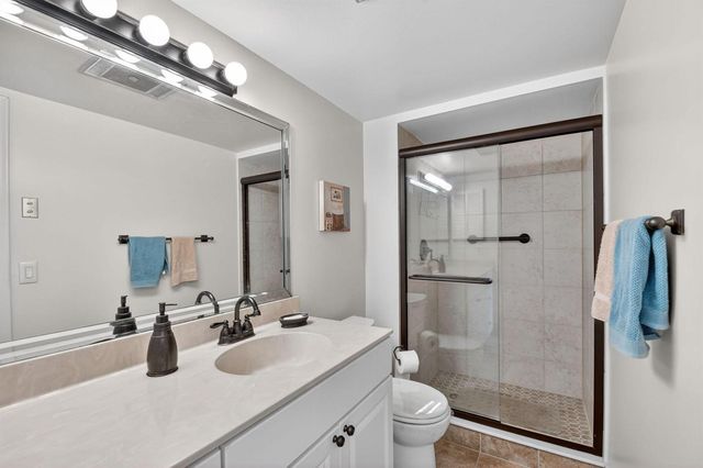 202 Wellington D, West Palm Beach, FL 33417