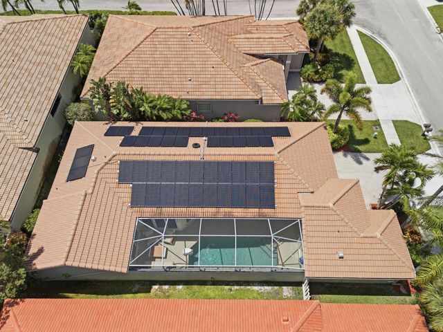 5056 Ventura Drive, Delray Beach, FL 33484