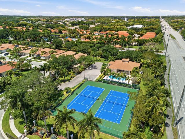 5056 Ventura Drive, Delray Beach, FL 33484