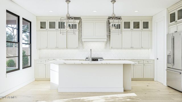 4166 S Springs Drive, Chandler, AZ 85249