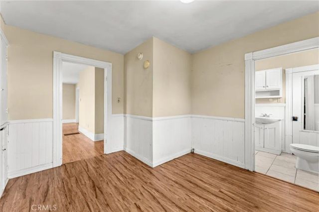 594 E 9th, Upland, CA 91786