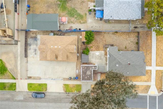 594 E 9th, Upland, CA 91786