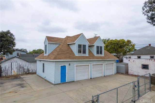 594 E 9th, Upland, CA 91786