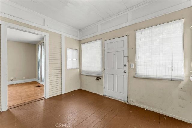 594 E 9th, Upland, CA 91786