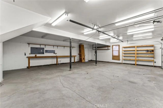 594 E 9th, Upland, CA 91786