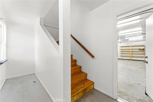 594 E 9th, Upland, CA 91786