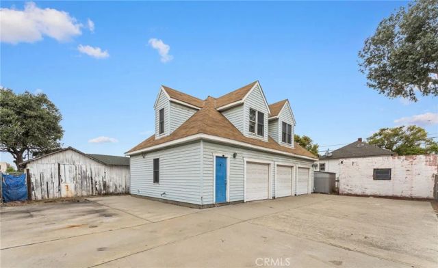 594 E 9th, Upland, CA 91786
