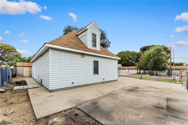 594 E 9th, Upland, CA 91786