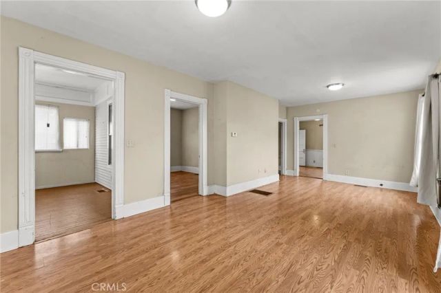 594 E 9th, Upland, CA 91786
