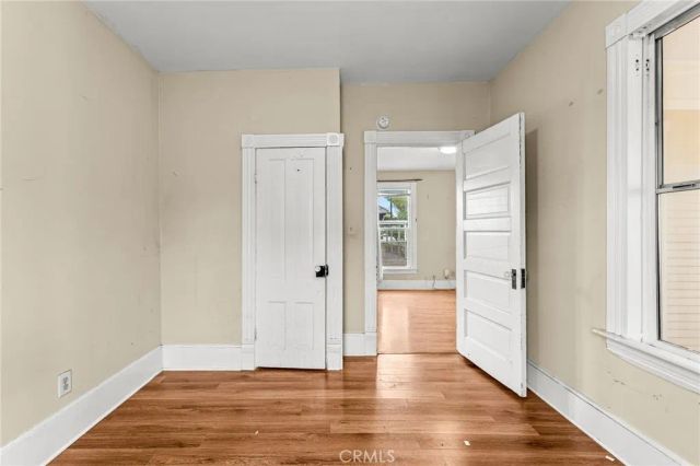 594 E 9th, Upland, CA 91786