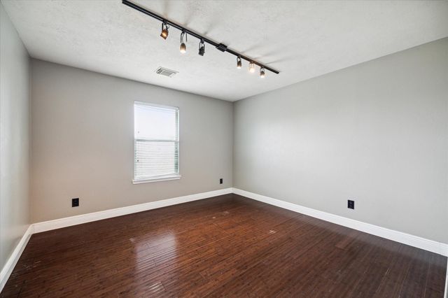 11007 Northam Drive, Tomball, TX 77375