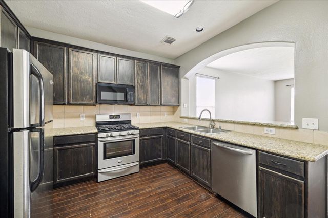 11007 Northam Drive, Tomball, TX 77375