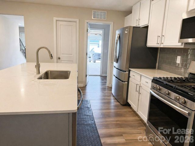 10227 Chatham Run Lane, Charlotte, NC 28262