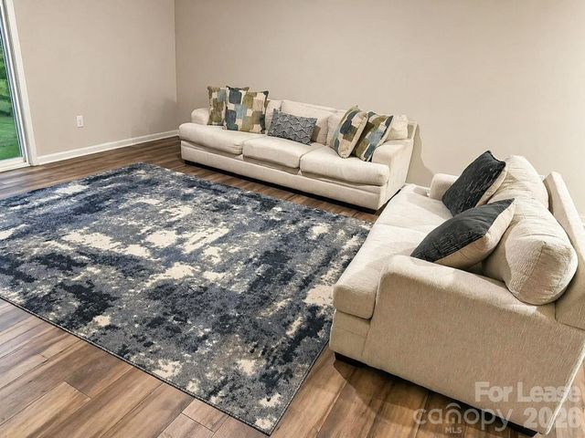 10227 Chatham Run Lane, Charlotte, NC 28262