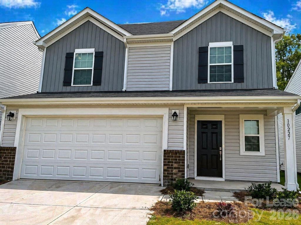10227 Chatham Run Lane, Charlotte, NC 28262