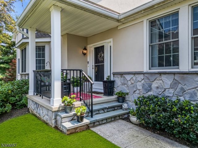 41 Dickinson Rd, Bernards Twp., NJ 07920