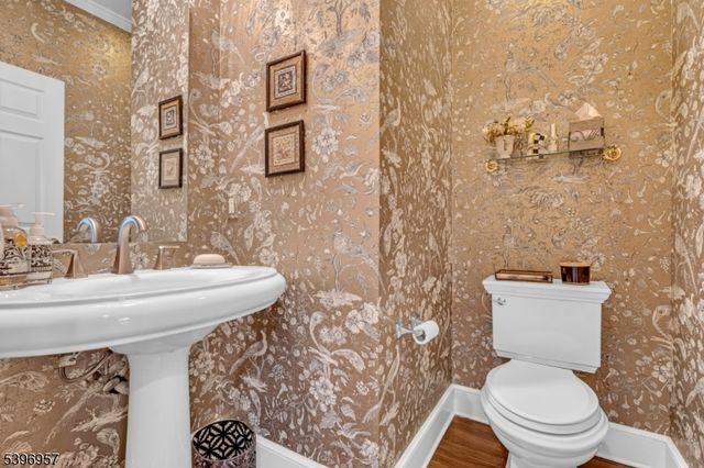 41 Dickinson Rd, Bernards Twp., NJ 07920