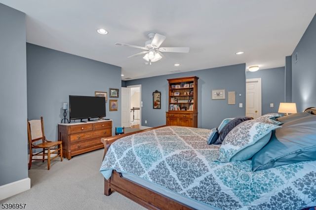 41 Dickinson Rd, Bernards Twp., NJ 07920