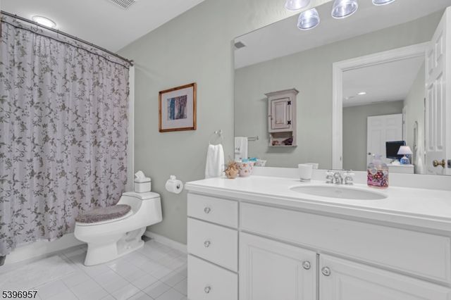 41 Dickinson Rd, Bernards Twp., NJ 07920