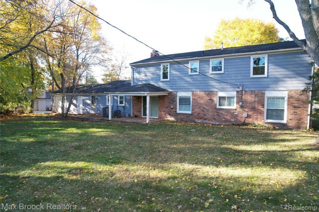 30024 Beacontree Street, Farmington, MI 48331