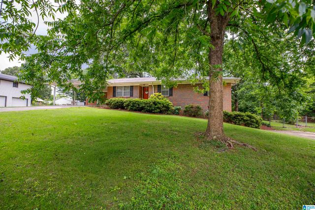 1004 NORMANDALE CIRCLE, Bessemer, AL 35023