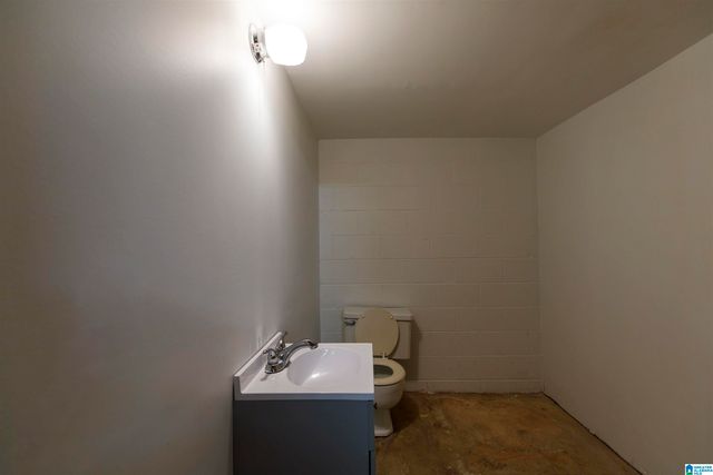 1004 NORMANDALE CIRCLE, Bessemer, AL 35023