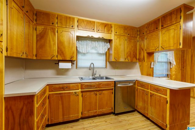 1004 NORMANDALE CIRCLE, Bessemer, AL 35023