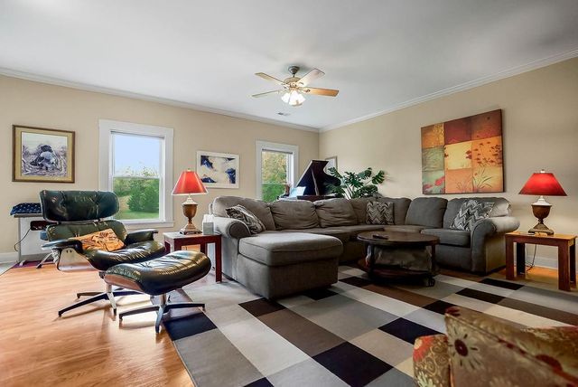 5390 Dodson Avenue, Kansas City, KS 66106