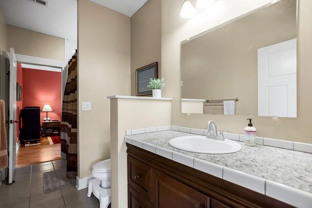 5390 Dodson Avenue, Kansas City, KS 66106