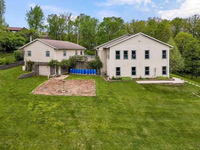 5390 Dodson Avenue, Kansas City, KS 66106