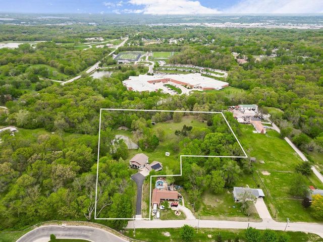 5390 Dodson Avenue, Kansas City, KS 66106
