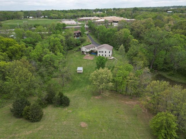 5390 Dodson Avenue, Kansas City, KS 66106