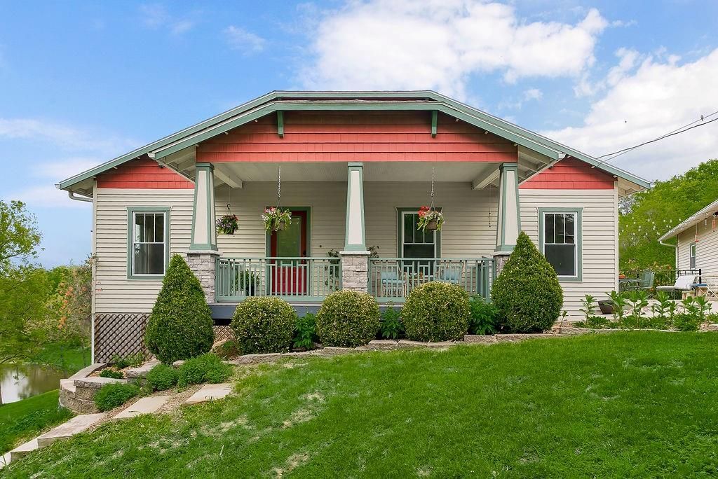 5390 Dodson Avenue, Kansas City, KS 66106
