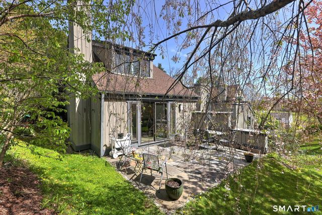 273 Heritage Village B, Southbury, CT 06488