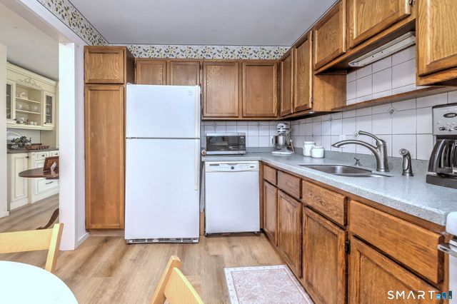 273 Heritage Village B, Southbury, CT 06488