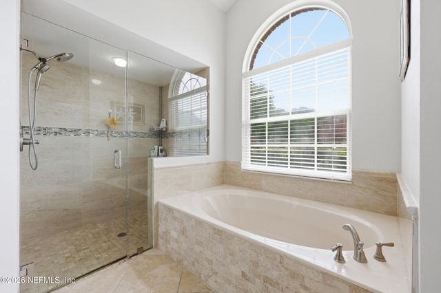 10385 WALDEN GLEN Court, Jacksonville, FL 32256