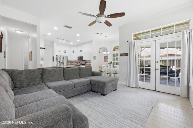 10385 WALDEN GLEN Court, Jacksonville, FL 32256