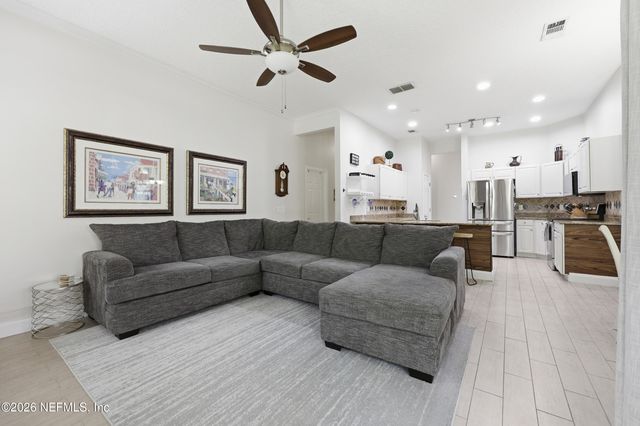 10385 WALDEN GLEN Court, Jacksonville, FL 32256