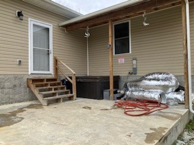 260 Enigma Rd, Chestnut Mound, TN 38552