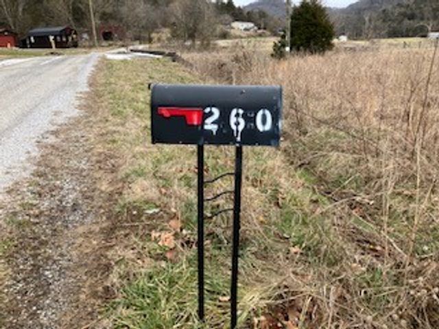 260 Enigma Rd, Chestnut Mound, TN 38552