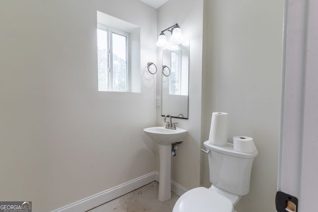 938 Swan Lake Road, Stockbridge, GA 30281