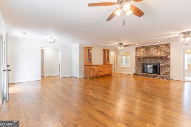 938 Swan Lake Road, Stockbridge, GA 30281