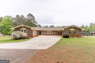 938 Swan Lake Road, Stockbridge, GA 30281