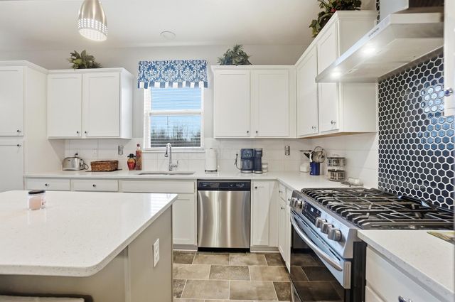 5665 Branchville Drive, Canal Winchester, OH 43110