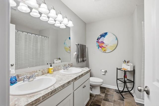 5665 Branchville Drive, Canal Winchester, OH 43110