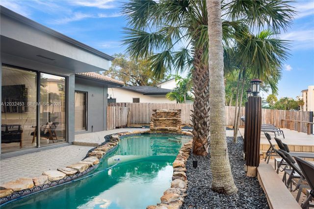 1030 SW 14th Terrace, Fort Lauderdale, FL 33312