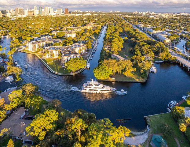 1030 SW 14th Terrace, Fort Lauderdale, FL 33312